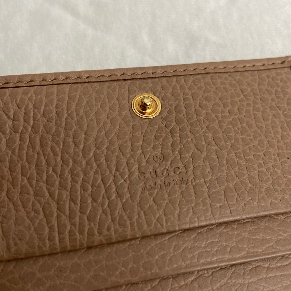 Gucci GG Marmont small compact wallet - Picture 7 of 9